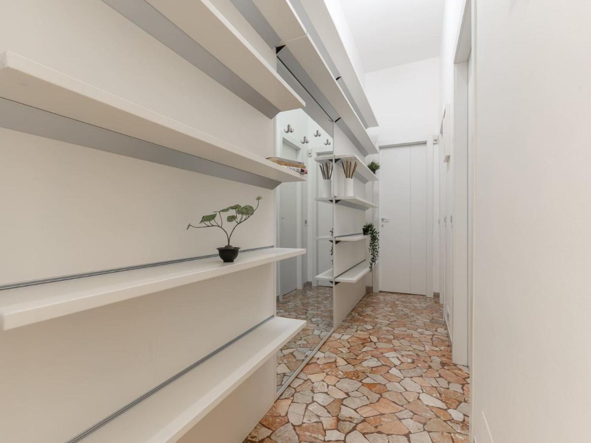 The Best Rent - Spacious Three-Bedroom Apartment In Moscova Milan Exterior photo